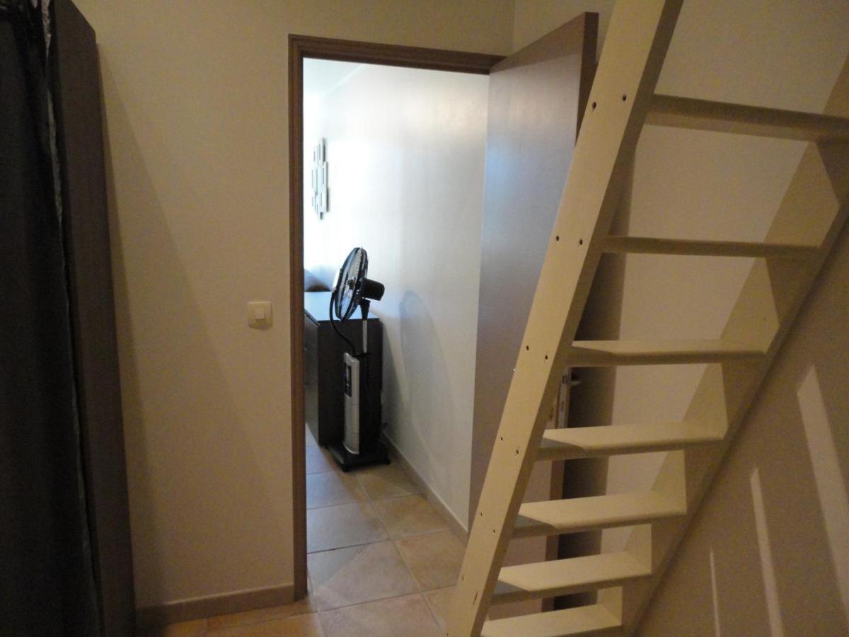 Joli Appartement Dans Village Calme En Provence Les Mées Eksteriør billede