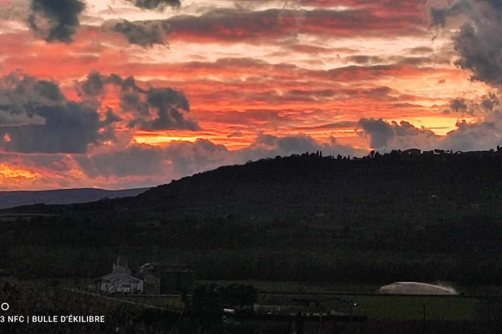 Joli Appartement Dans Village Calme En Provence Les Mées Eksteriør billede