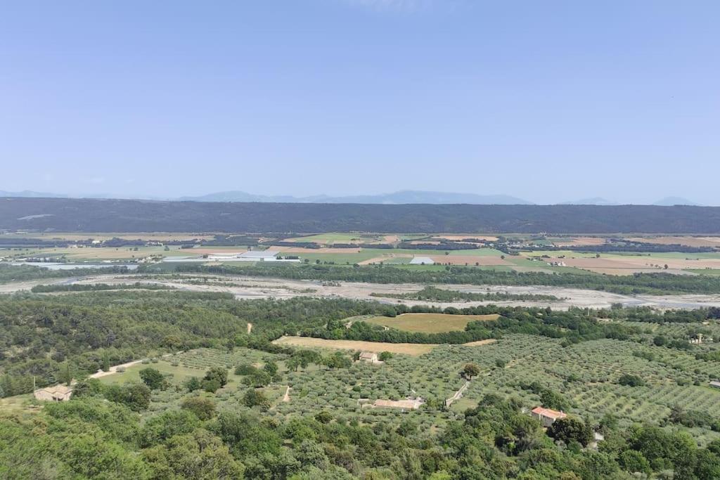 Joli Appartement Dans Village Calme En Provence Les Mées Eksteriør billede